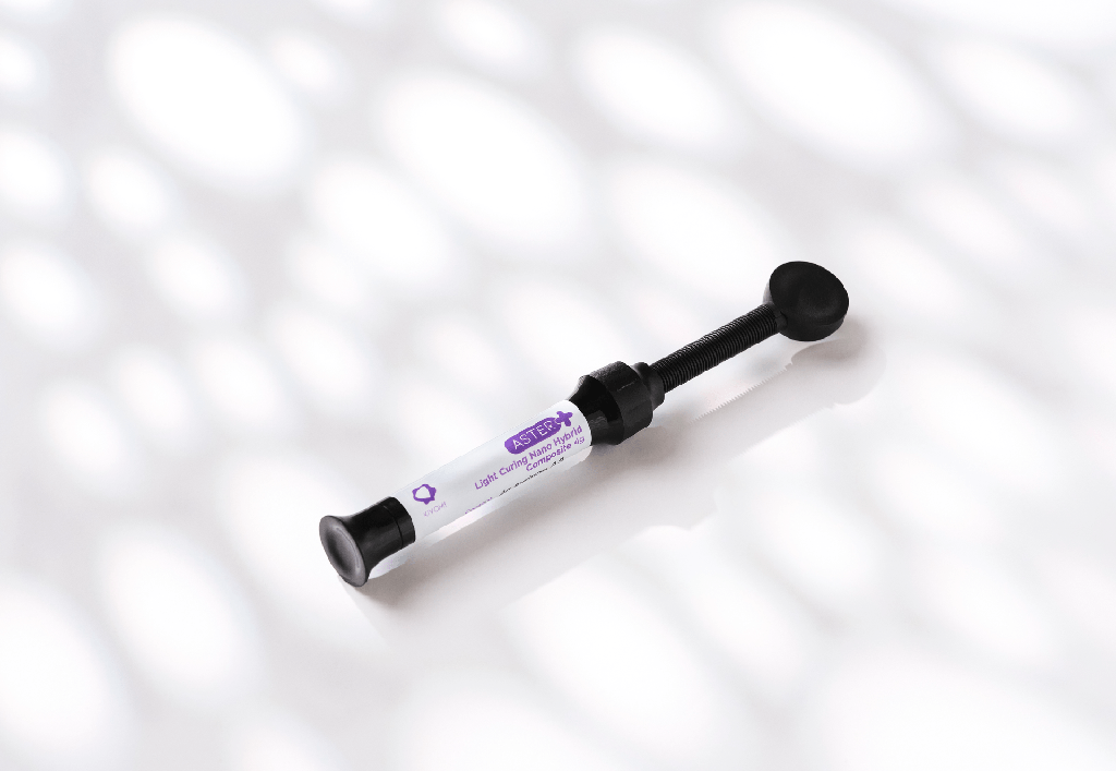 Composite Aster + de Kiyomi Dental